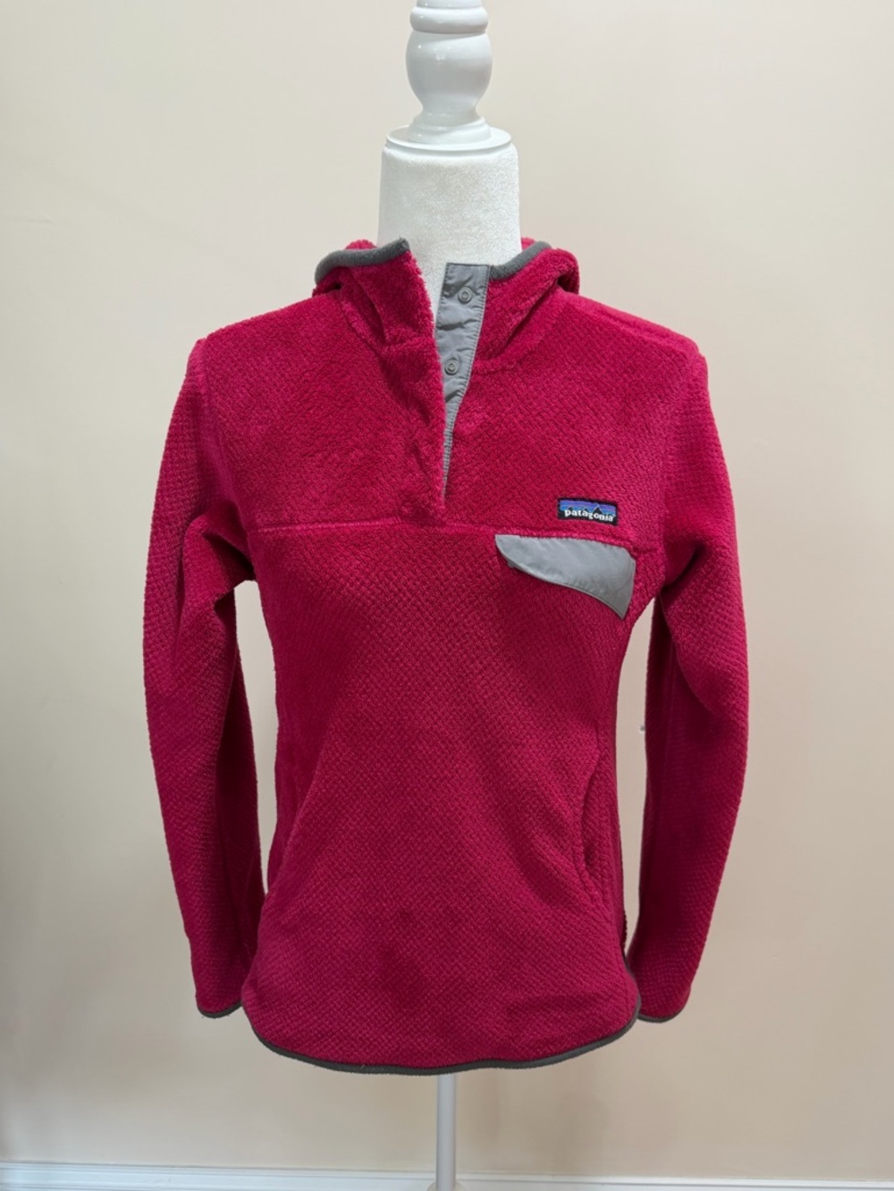 Patagonia Womens Magenta Long Sleeve Re Tool Pullover Hoody Fleece Jacket Top M